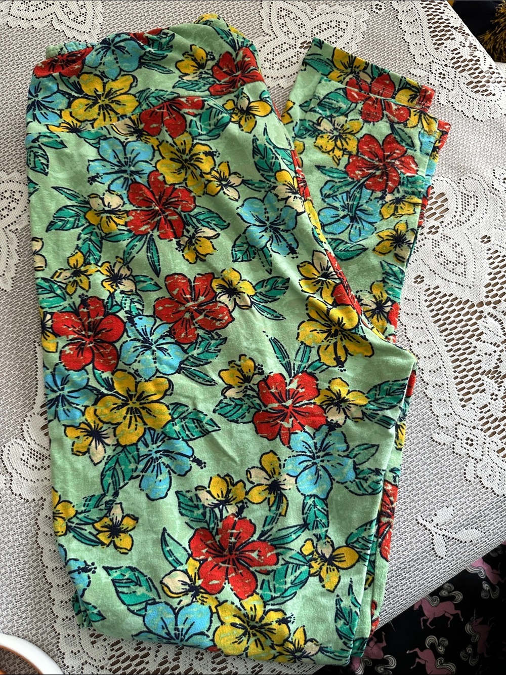 LuLaRoe Floral Leggings - Mint Green with Red, Yellow & Blue Flowers - 5/$25